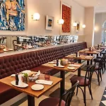 فندق Steigenberger Icon Grandhotel & Petersberg
