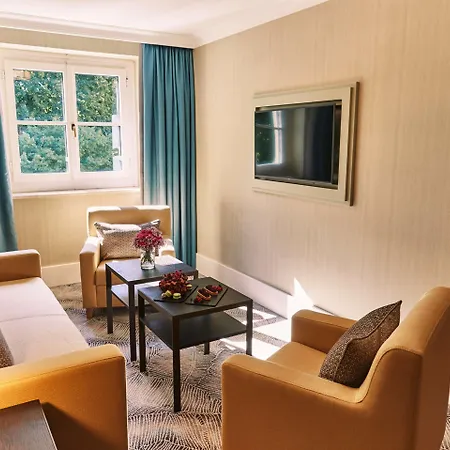 Hotel Steigenberger Icon Grandhotel & Petersberg Königswinter