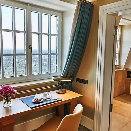 Hotel Steigenberger Icon Grandhotel & Petersberg 5*