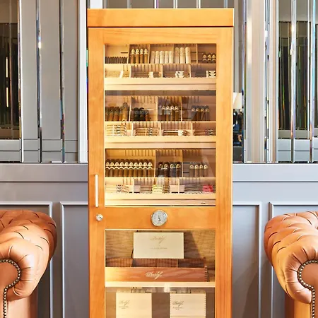 Steigenberger Icon Grandhotel & Petersberg 5*