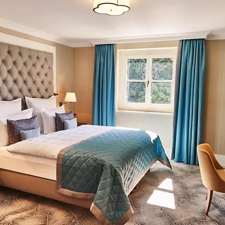 Steigenberger Icon Grandhotel & Petersberg 5* Königswinter