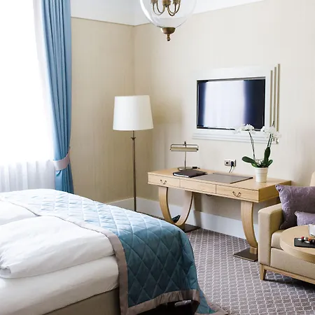 Steigenberger Icon Grandhotel & Petersberg Hotel 5*