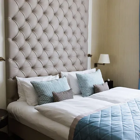 Steigenberger Icon Grandhotel & Petersberg 5* كونغسوينتر