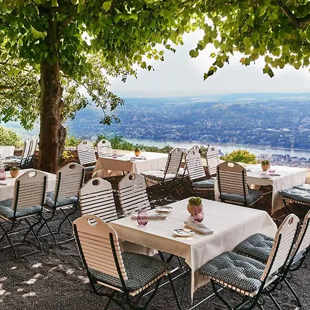 فندق Steigenberger Icon Grandhotel & Petersberg 5*