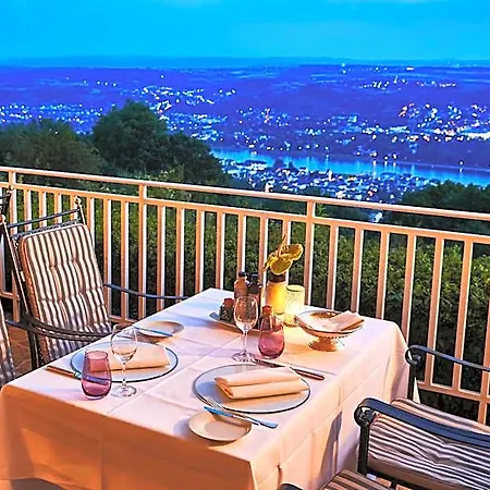 Steigenberger Icon Grandhotel & Petersberg 5*