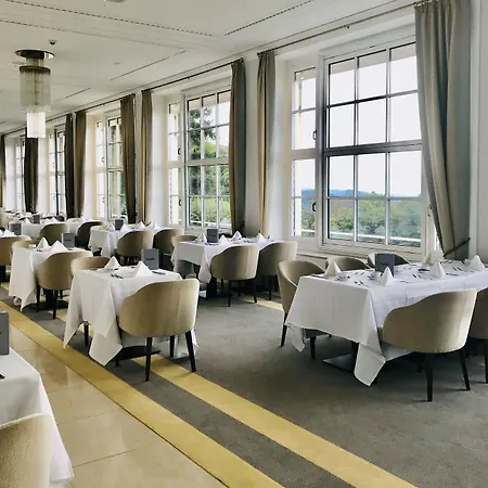 Steigenberger Icon Grandhotel & Petersberg 5*