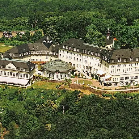 Steigenberger Icon Grandhotel & Petersberg Hotel 5*