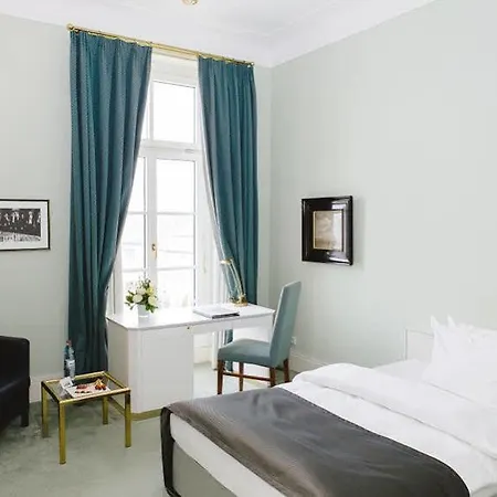 Steigenberger Icon Grandhotel & Petersberg Hotel 5*