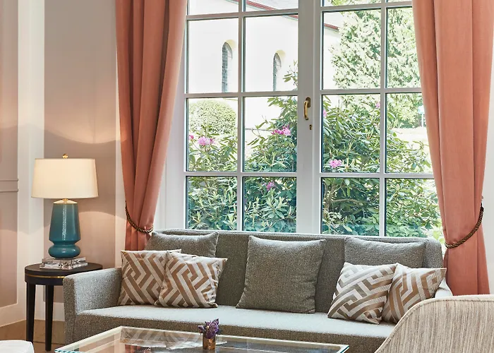 Steigenberger Grandhotel&spa Petersberg 5*