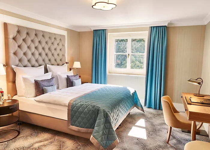 Steigenberger Icon Grandhotel & Petersberg Hotel Königswinter